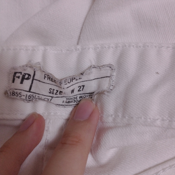 Free People White Straight Cut Jeans - Picture 3 of 7